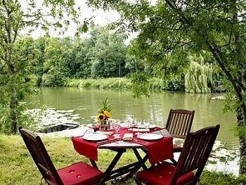 Logis De La Riviere Hotel Les Velluire-sur-Vendee