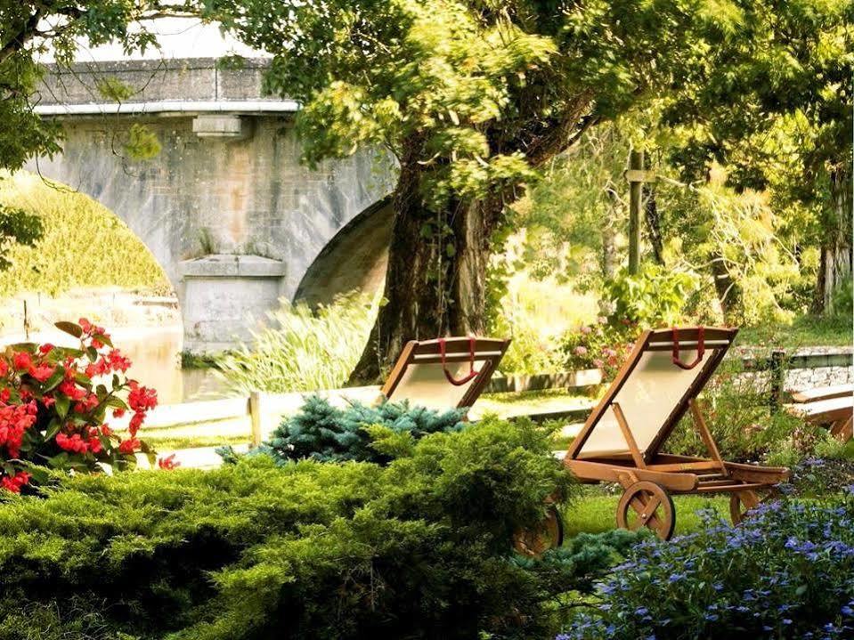 Logis De La Riviere Hotel 2*